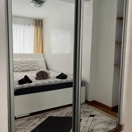 Golden Lux Apartment Soko Banja